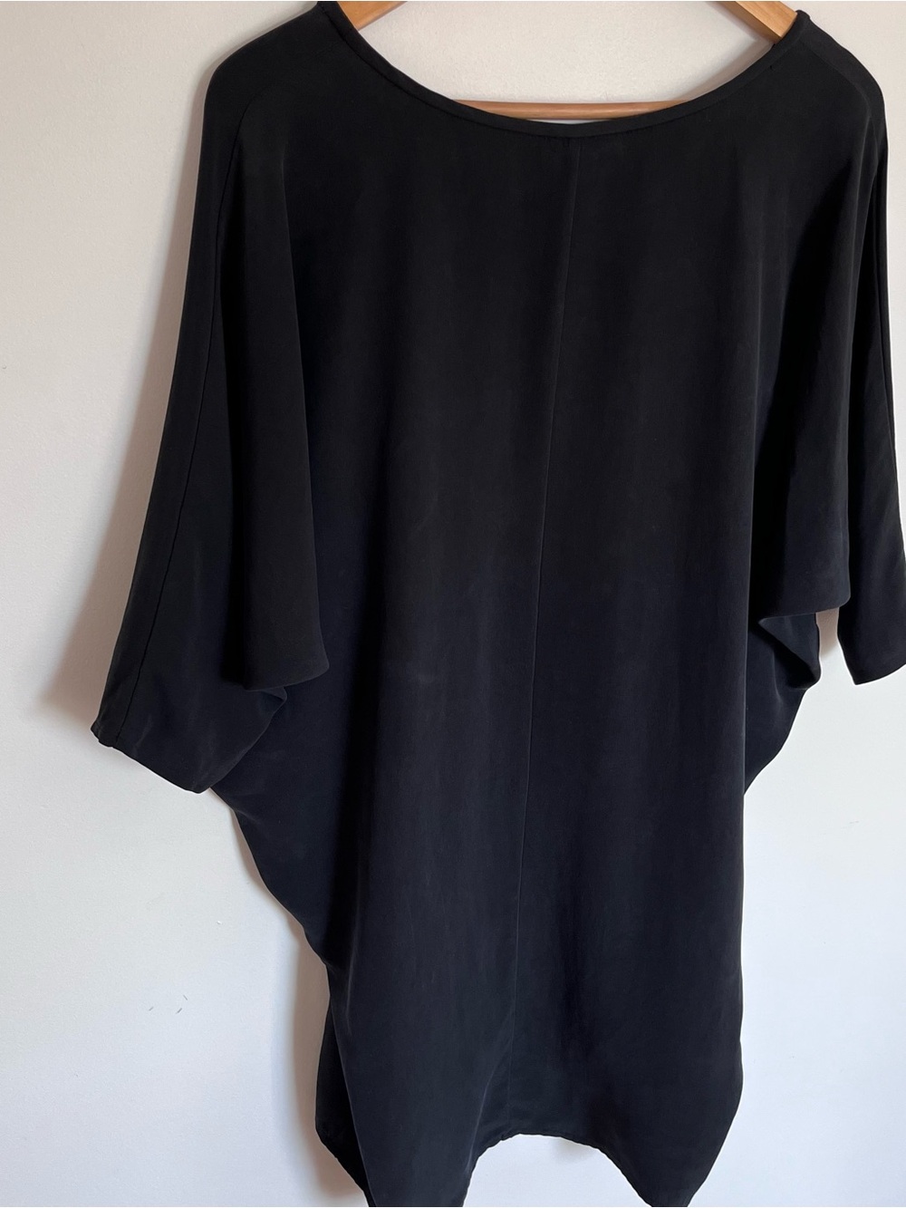 Babaton Aritzia 100% silk drapey batwing dress - Picture 8 of 10